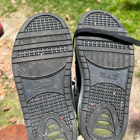 Place kid’s sneakers. Mint condition. - Picture 4 of 7